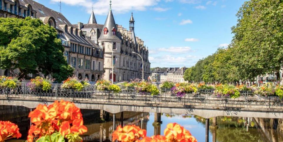 Quimper: T3 Avec Vue Cathedrale Proche Gare Apartment Екстериор снимка